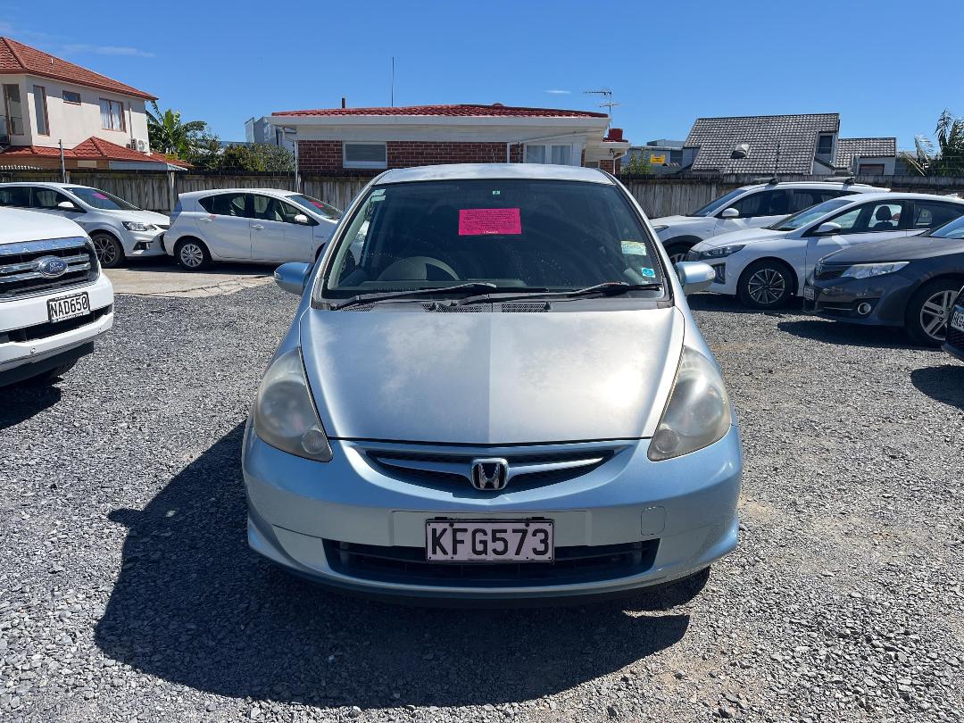 Photo '2' of Honda FIT