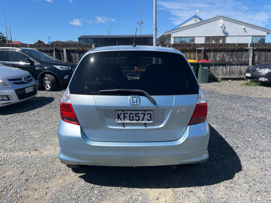 Photo '5' of Honda FIT