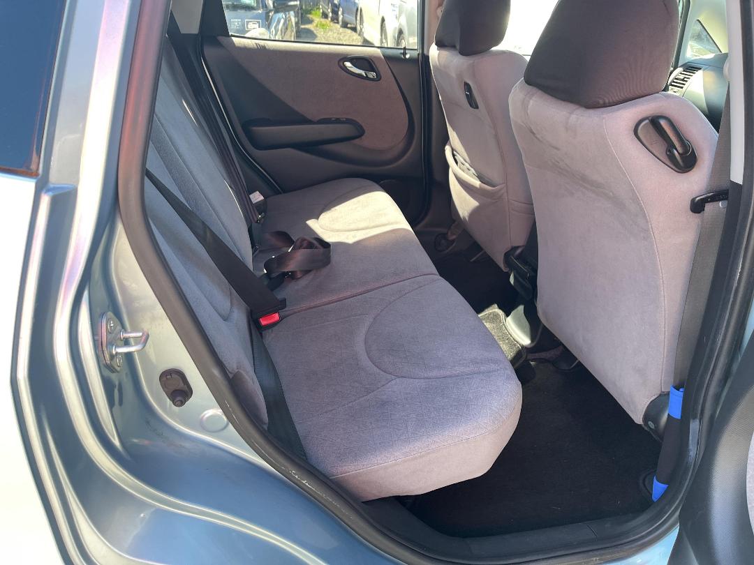 Photo '18' of Honda FIT