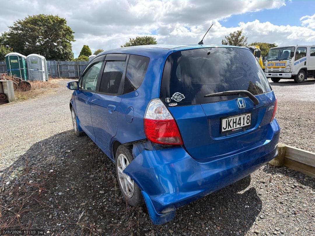 Photo '4' of Honda FIT