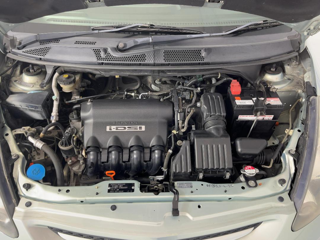 Photo '13' of Honda FIT