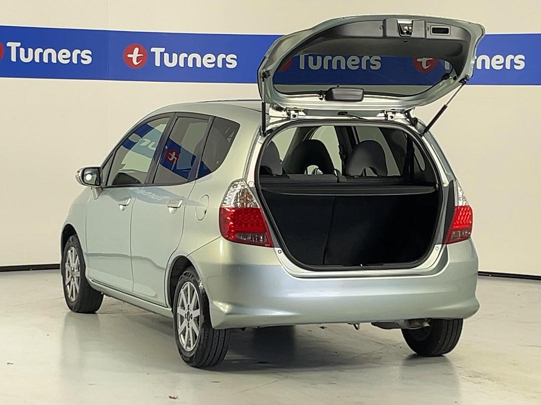 Photo '23' of Honda FIT