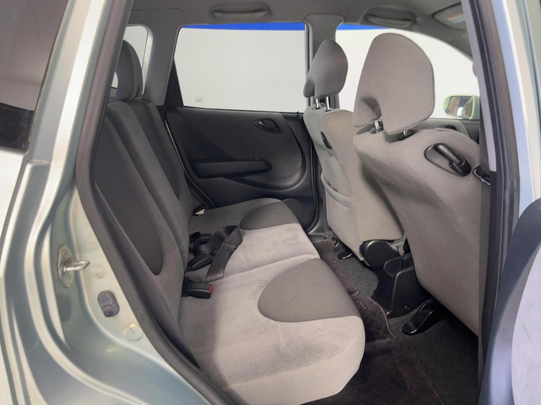 Photo '20' of Honda FIT