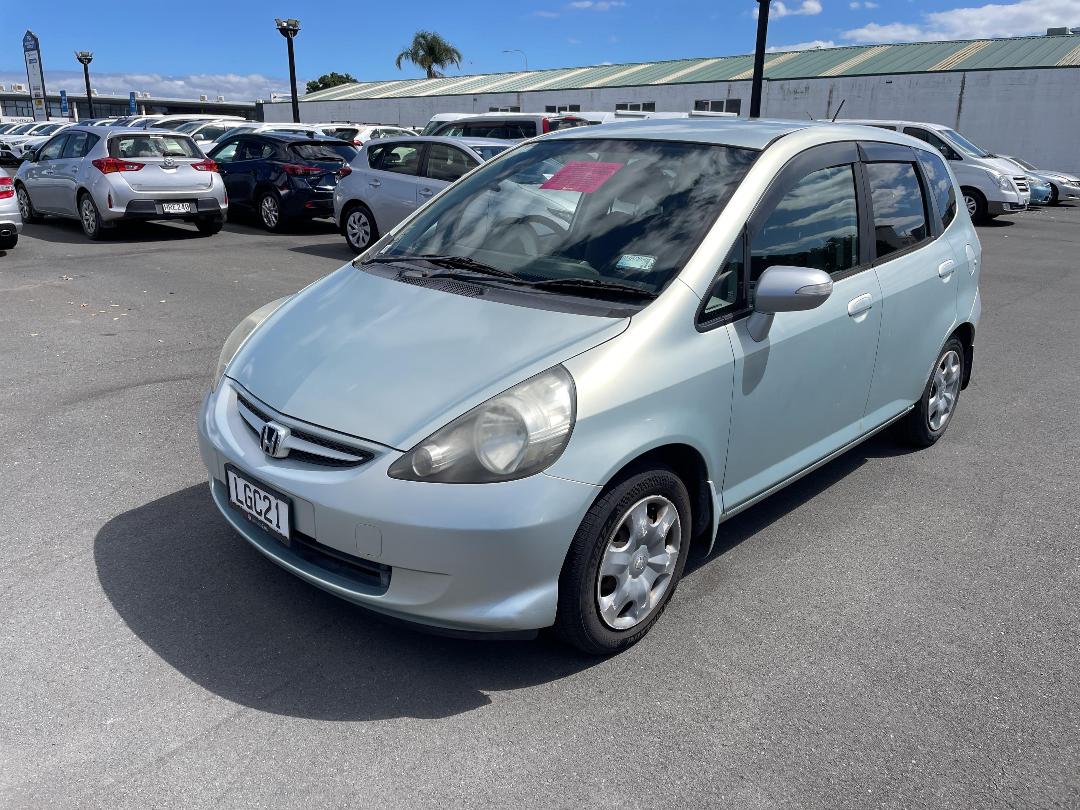 Photo '3' of Honda FIT