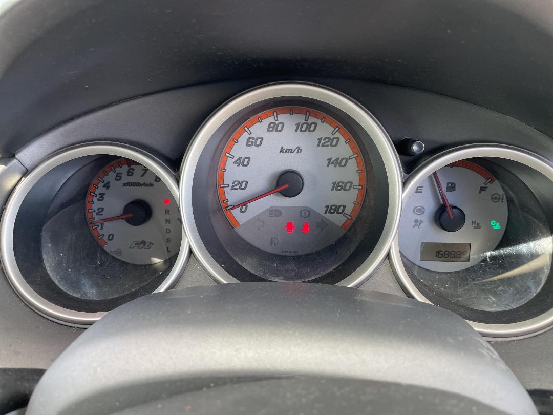 Photo '10' of Honda FIT