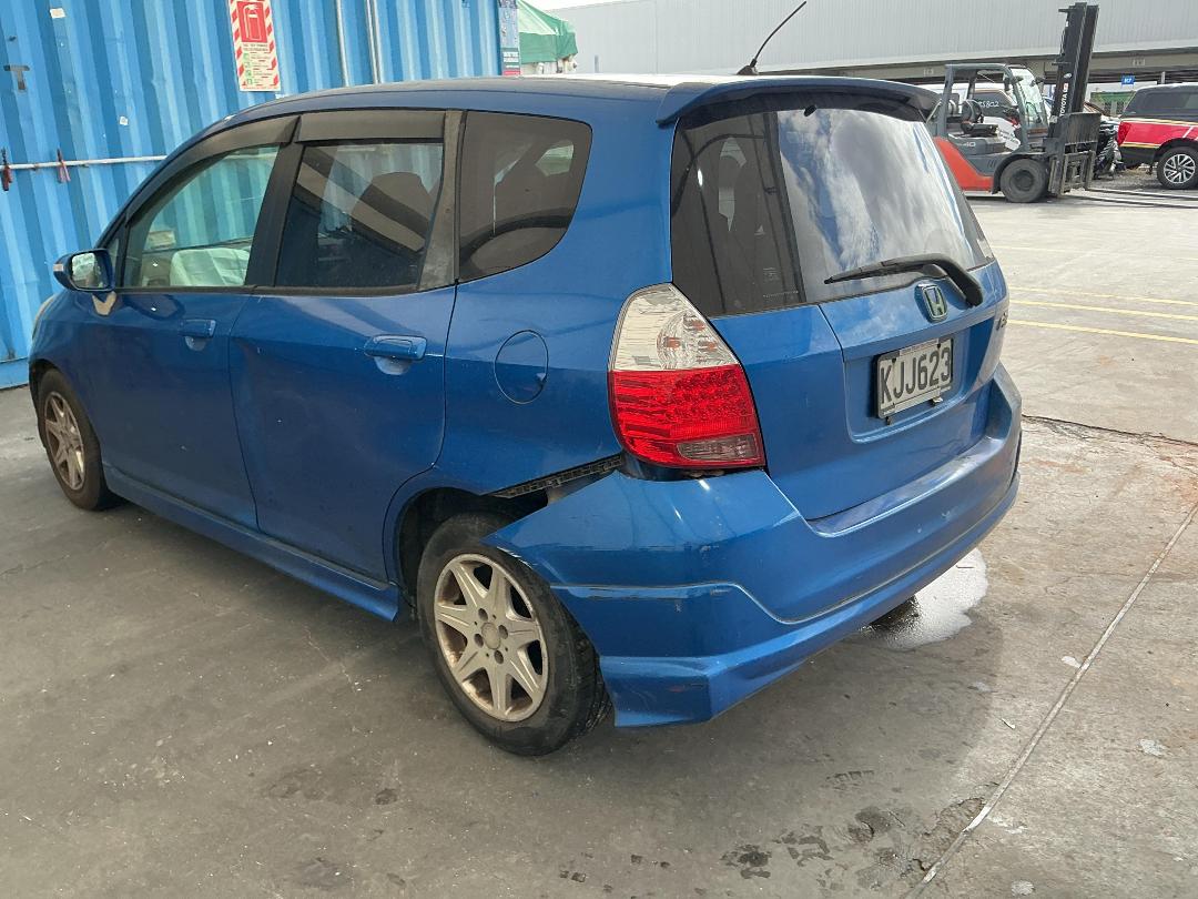 Photo '4' of Honda FIT Photo '4' of Honda FIT