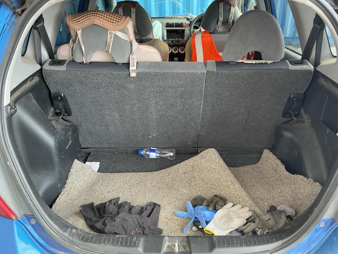 Photo '7' of Honda FIT Photo '7' of Honda FIT