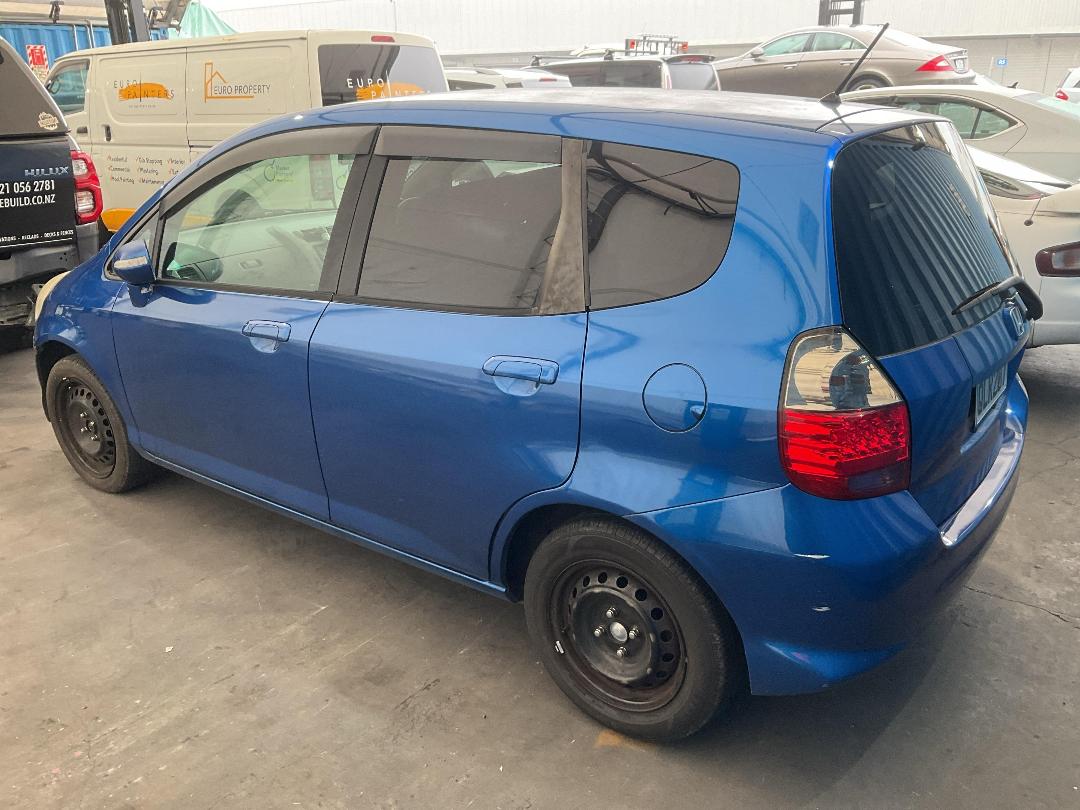 Photo '8' of Honda FIT 1.5W Photo '8' of Honda FIT 1.5W