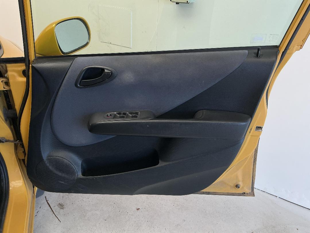 Photo '6' of Honda Jazz I Photo '6' of Honda Jazz I