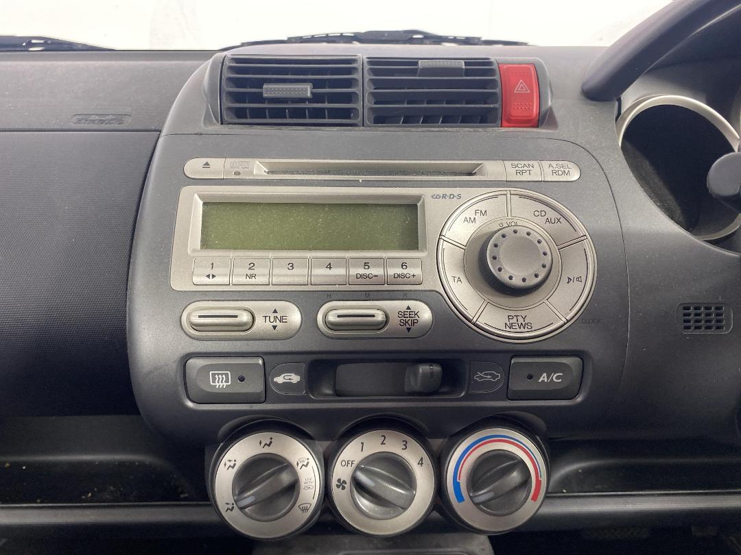 Photo '18' of Honda Jazz