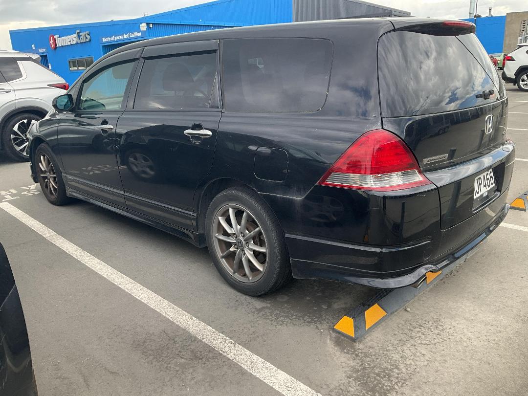 Photo '3' of Honda Odyssey Absolute Photo '3' of Honda Odyssey Absolute