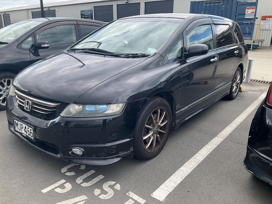 Photo '2' of Honda Odyssey Absolute Photo '2' of Honda Odyssey Absolute