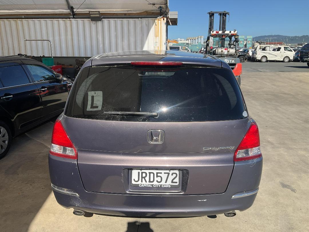 Photo '4' of Honda Odyssey