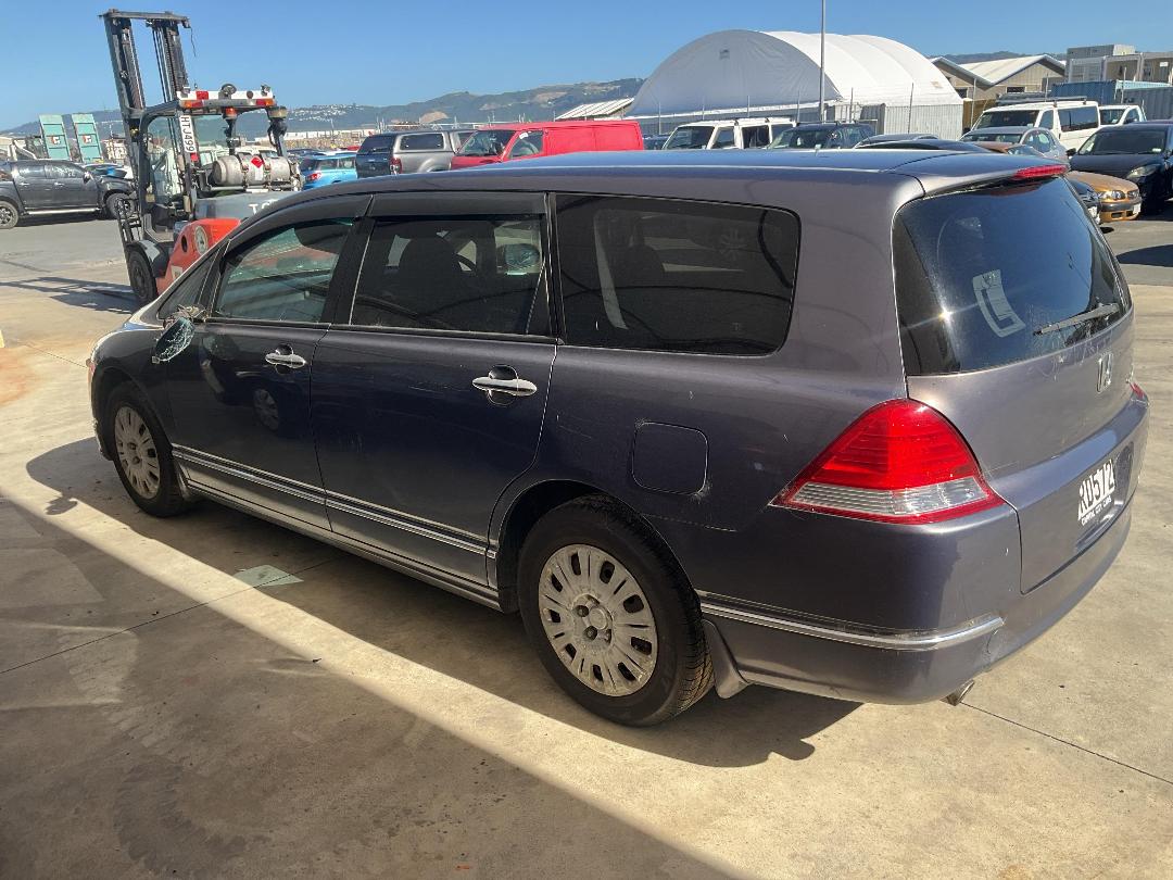 Photo '3' of Honda Odyssey