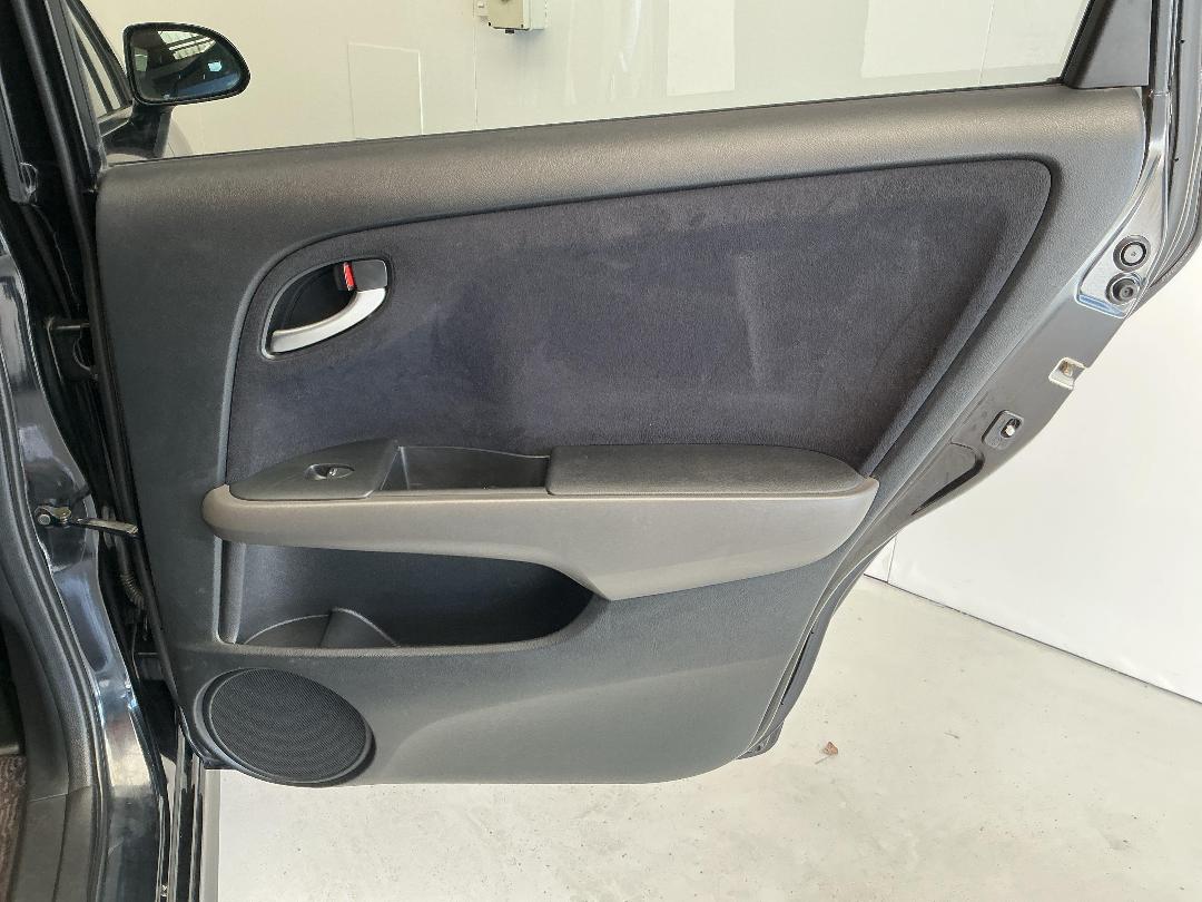 Photo '19' of Honda Stream