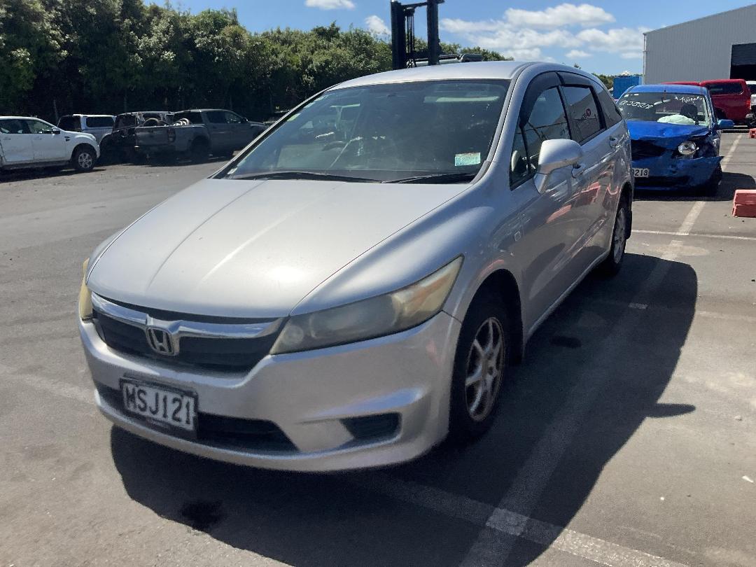 Photo '2' of Honda Stream Photo '2' of Honda Stream