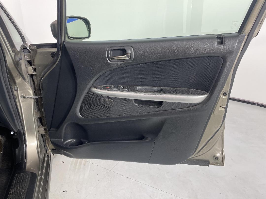 Photo '15' of Honda Stream