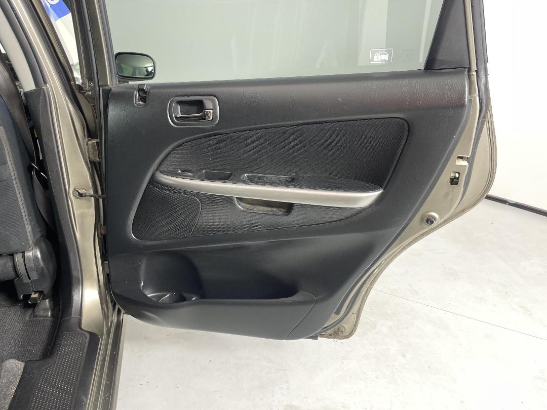 Photo '19' of Honda Stream