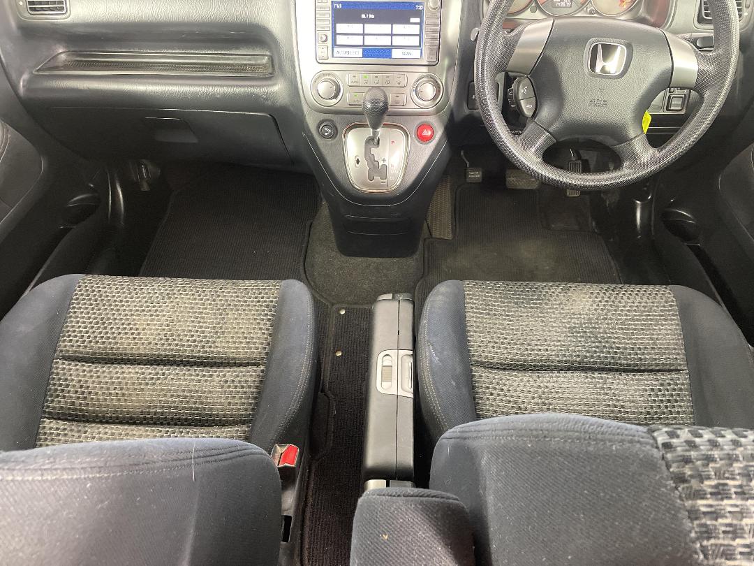 Photo '18' of Honda Stream