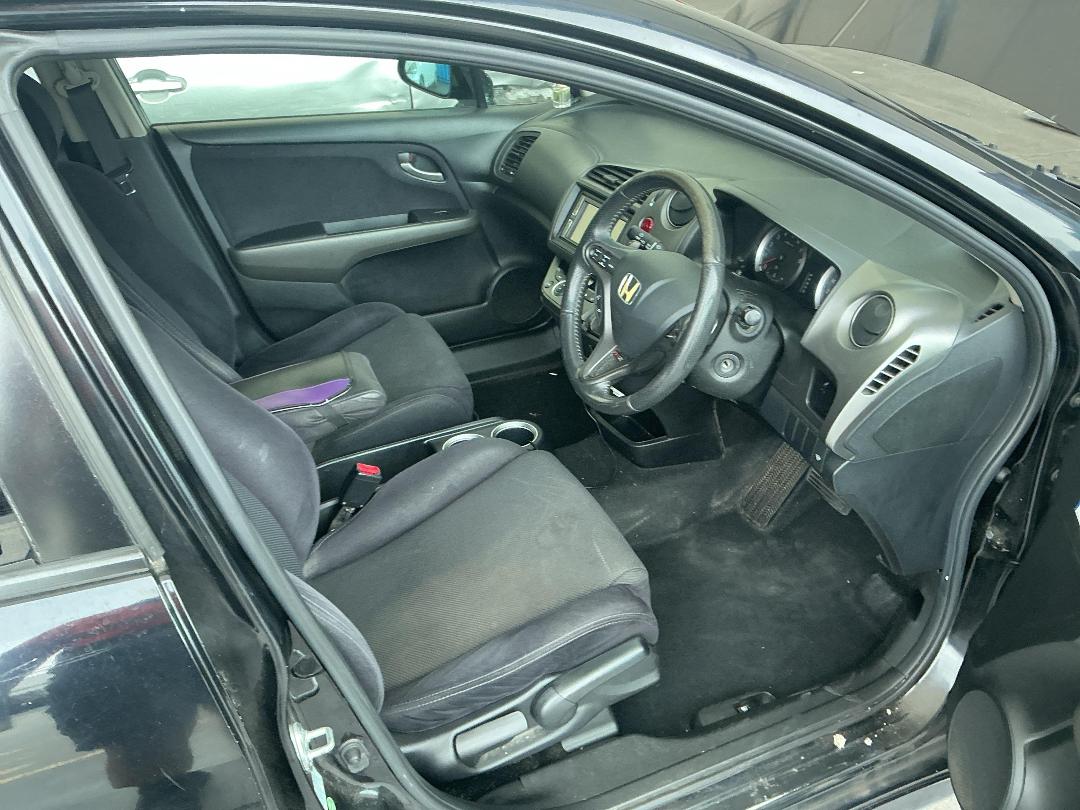 Photo '20' of Honda Stream RSZ