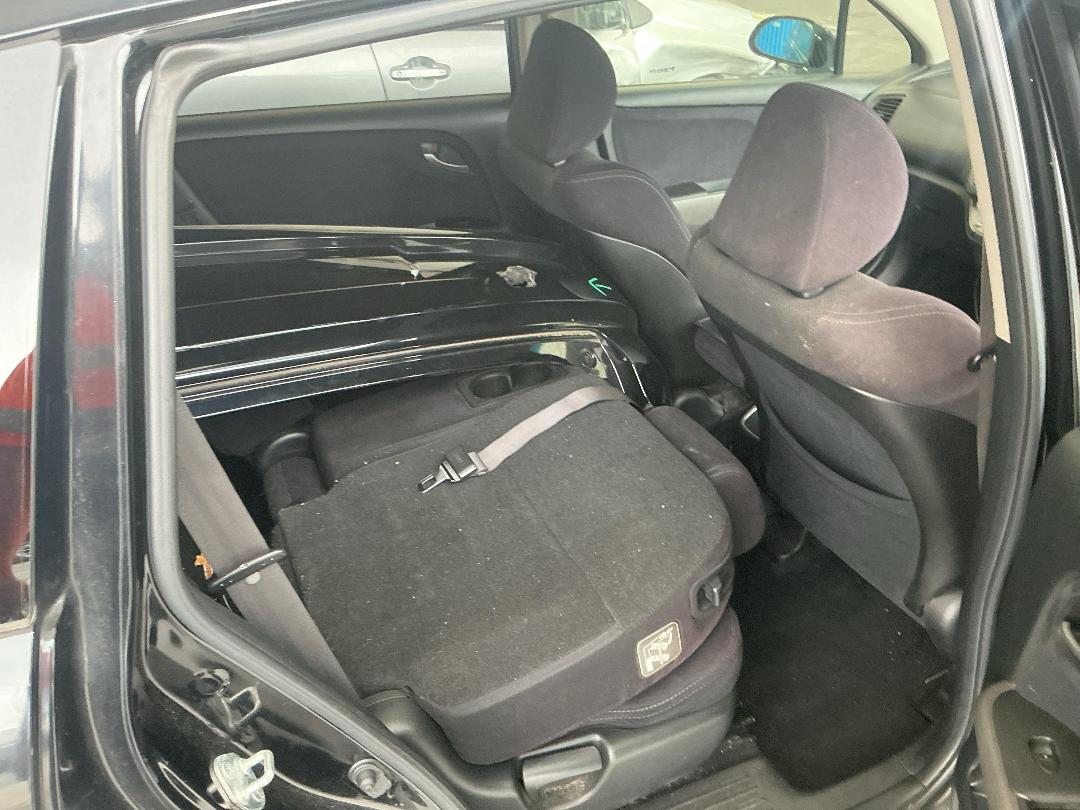 Photo '21' of Honda Stream RSZ