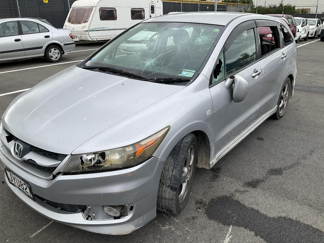 Photo '4' of Honda Stream RSZ Photo '4' of Honda Stream RSZ