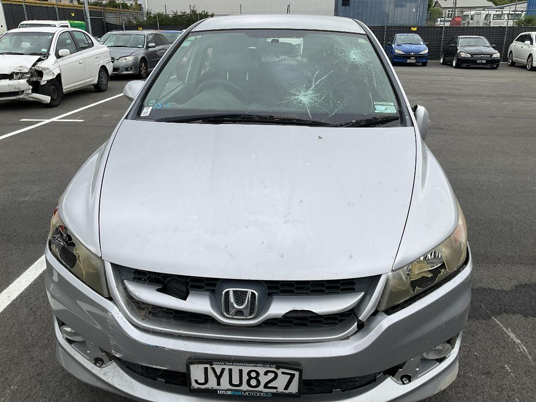 Photo '5' of Honda Stream RSZ Photo '5' of Honda Stream RSZ