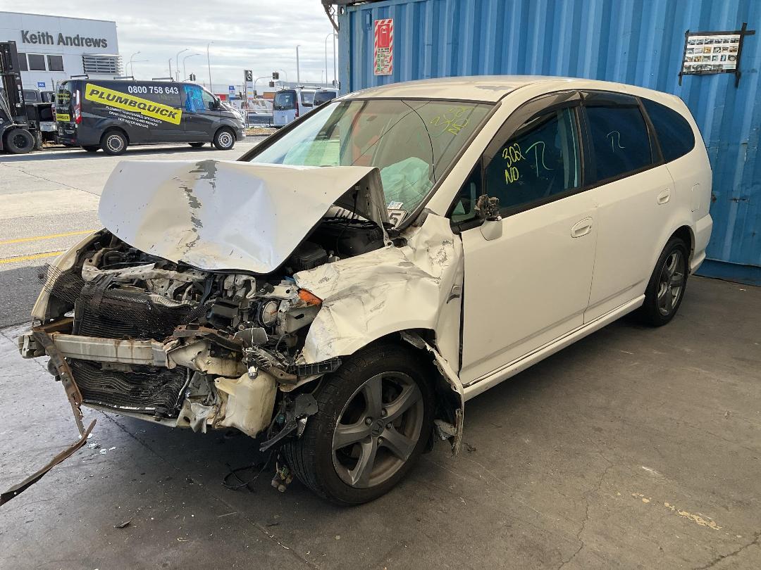 Photo '10' of Honda Stream Absolute