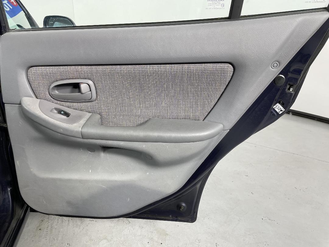 Photo '19' of Hyundai Elantra