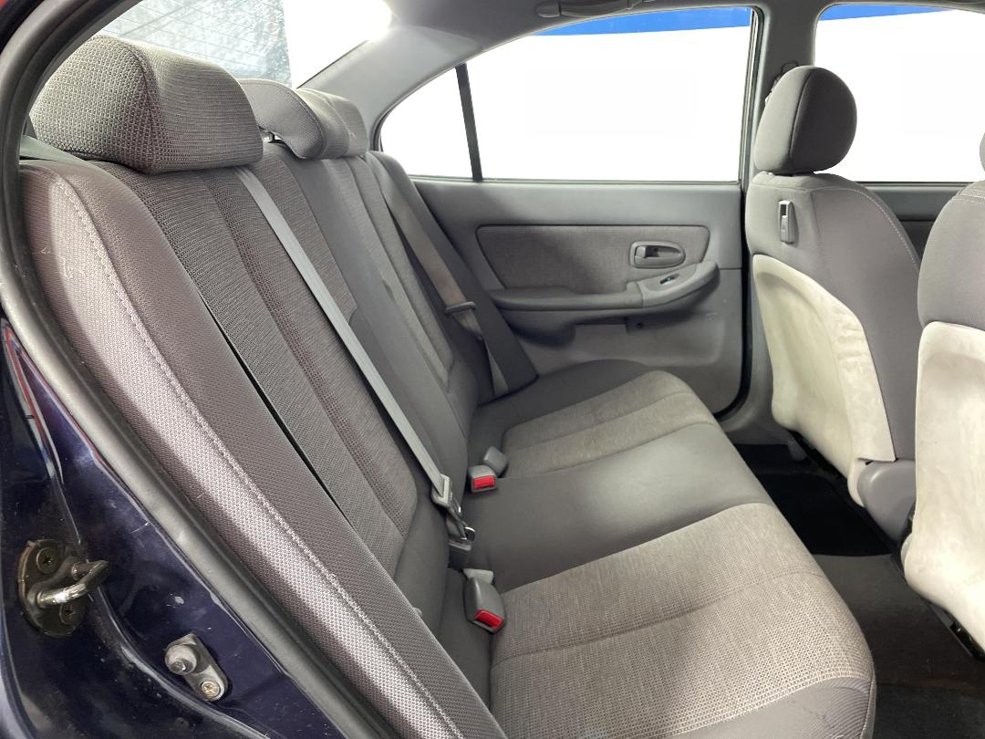 Photo '20' of Hyundai Elantra