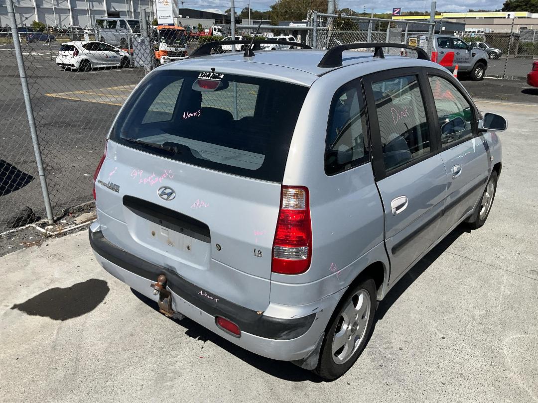 Photo '13' of Hyundai Lavita GLS Photo '13' of Hyundai Lavita GLS