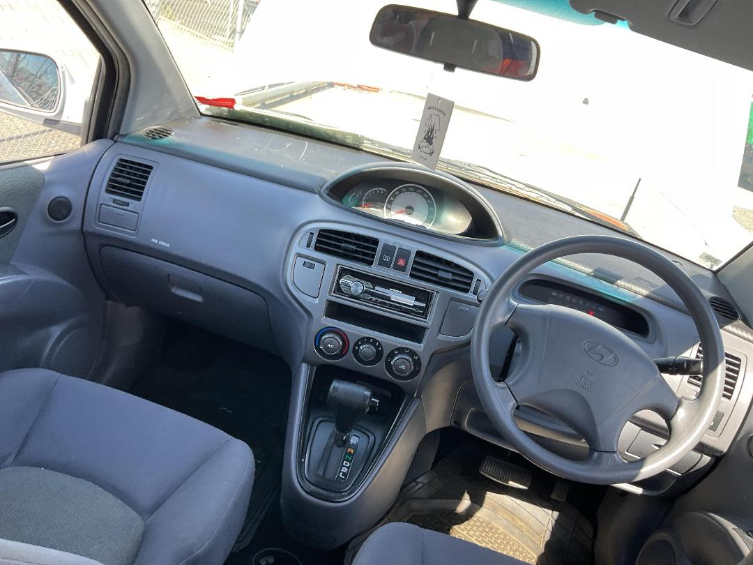 Photo '23' of Hyundai Lavita GLS Photo '23' of Hyundai Lavita GLS