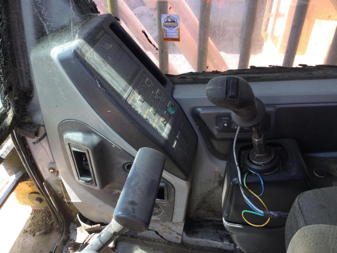 Photo '31' of Hyundai R290LC-7A Excavator Photo '31' of Hyundai R290LC-7A Excavator