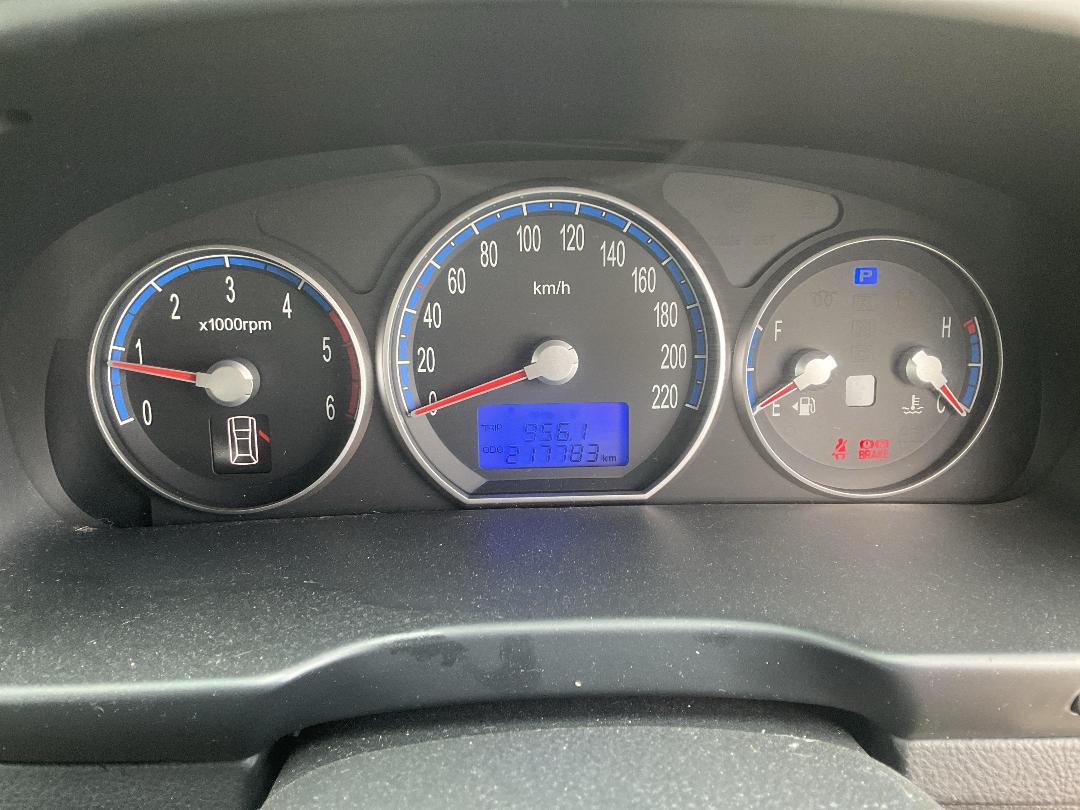 Photo '12' of Hyundai Santa FE Crdi SUV Photo '12' of Hyundai Santa FE Crdi SUV