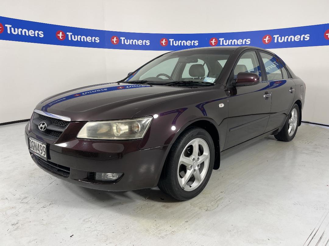 Photo '4' of Hyundai Sonata Photo '4' of Hyundai Sonata