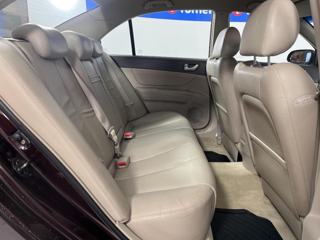 Photo '20' of Hyundai Sonata Photo '20' of Hyundai Sonata