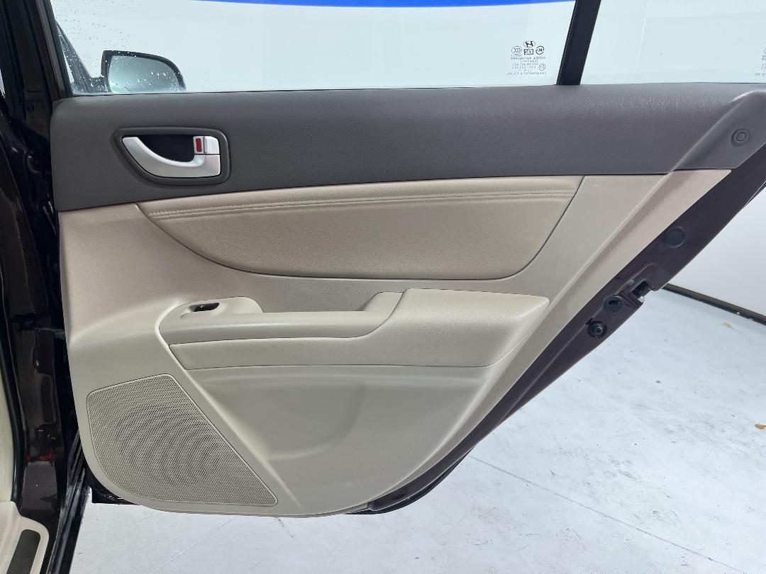 Photo '19' of Hyundai Sonata Photo '19' of Hyundai Sonata