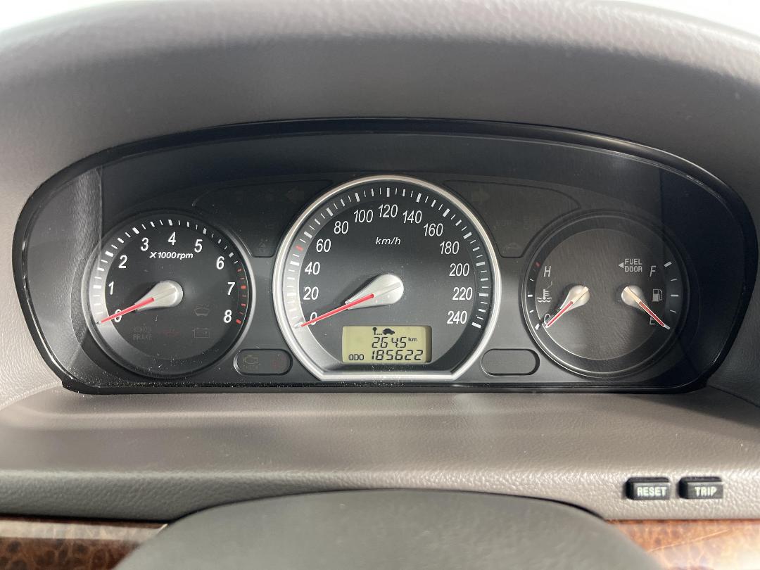 Photo '21' of Hyundai Sonata Photo '21' of Hyundai Sonata