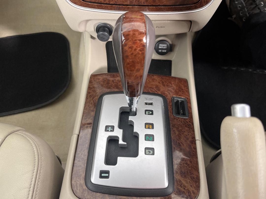 Photo '27' of Hyundai Sonata Photo '27' of Hyundai Sonata