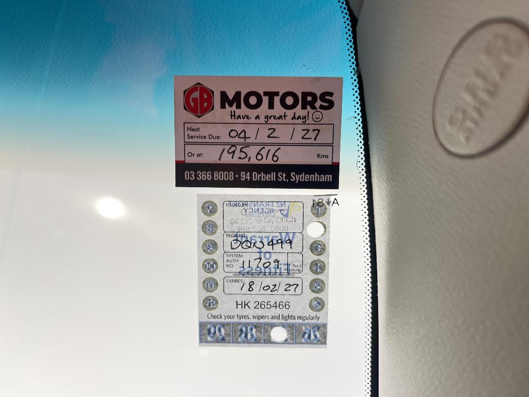 Photo '28' of Hyundai Sonata Photo '28' of Hyundai Sonata