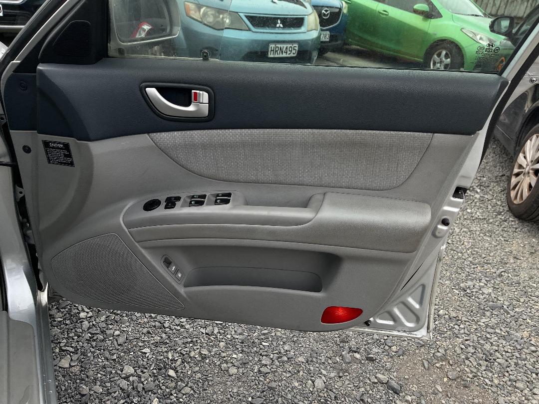 Photo '13' of Hyundai Sonata Crdi