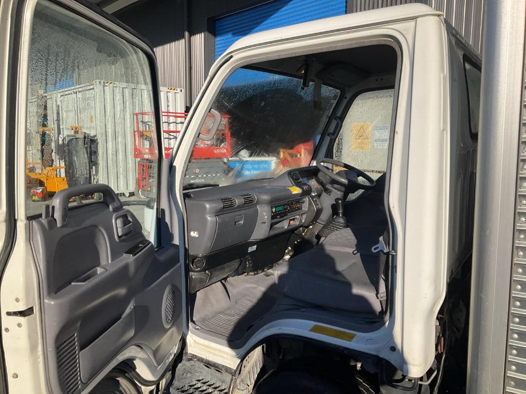 Photo '14' of Isuzu ELF Box Body