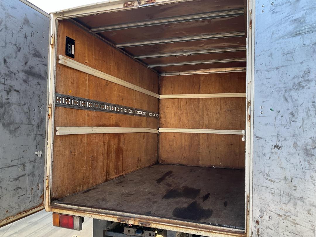 Photo '11' of Isuzu ELF Box Body