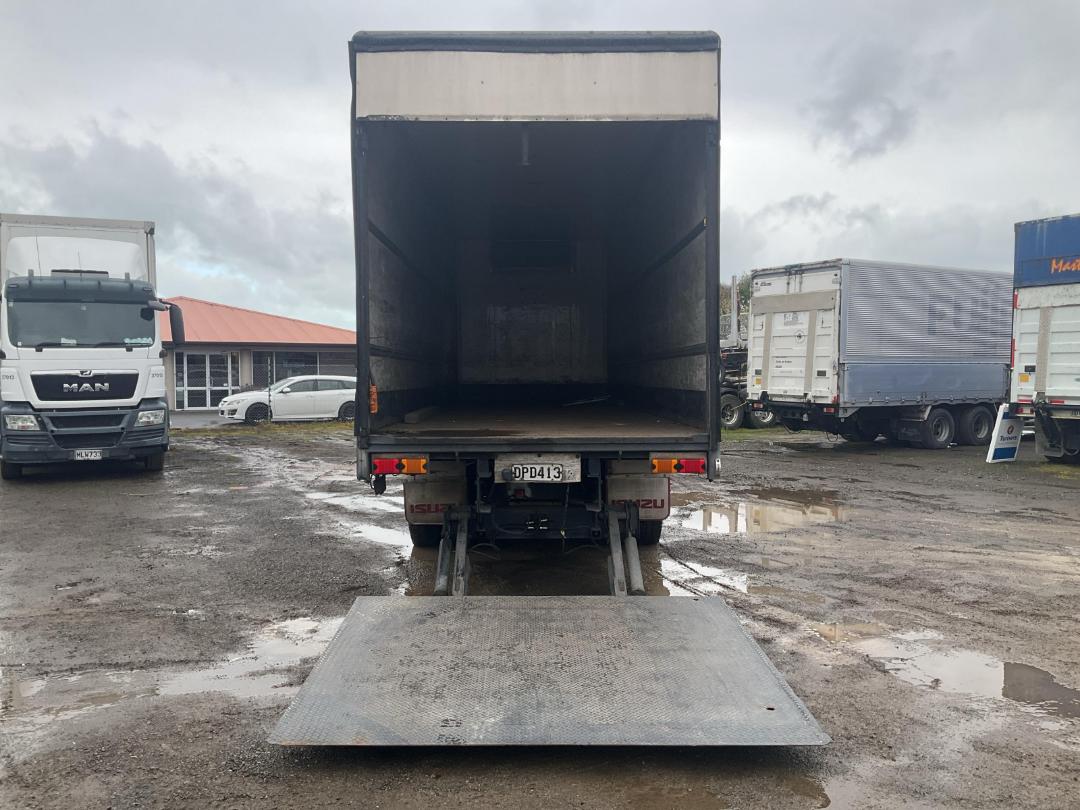 Photo '20' of Isuzu FVR 900 Box Body