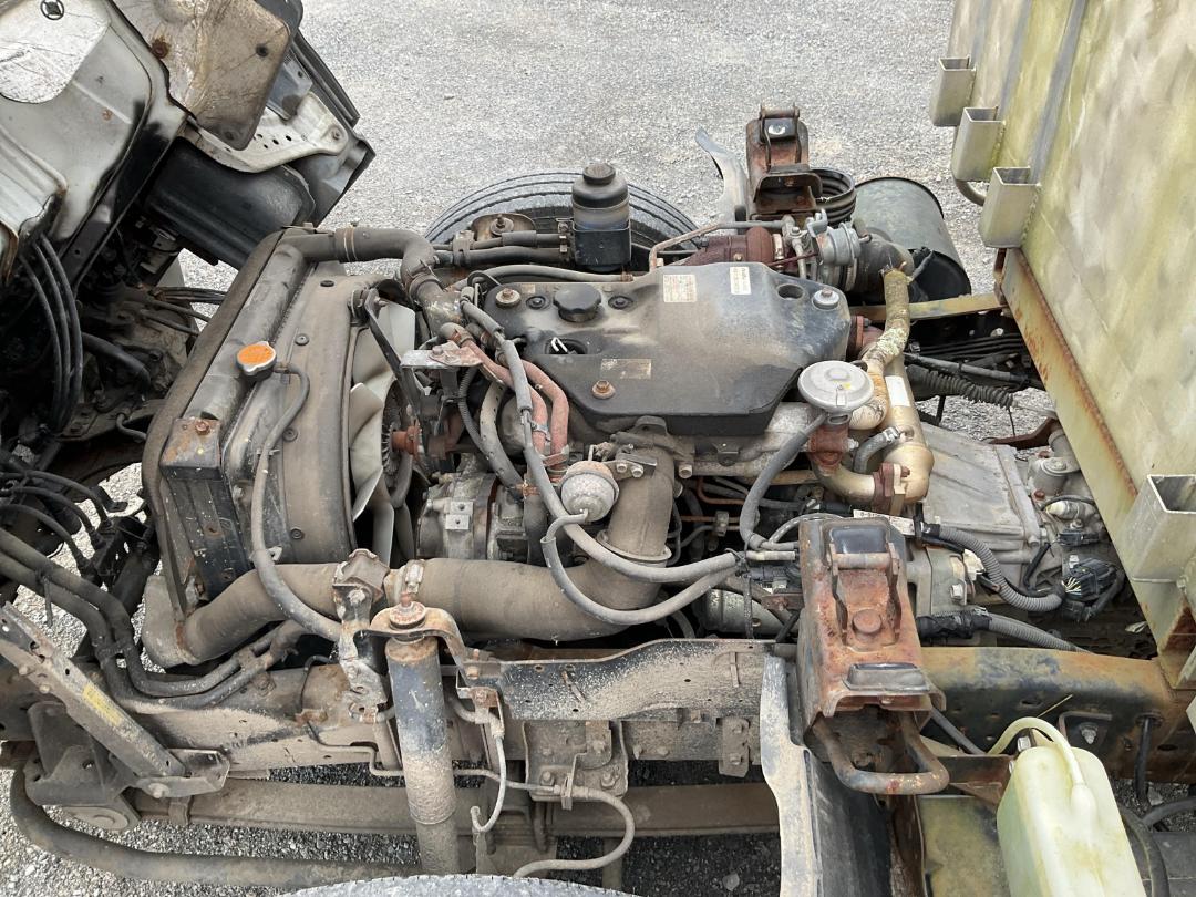 Photo '23' of Isuzu NKR 250FL Tipper