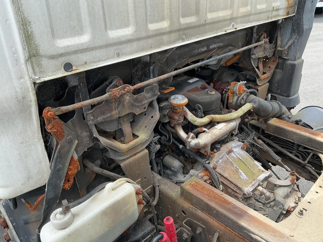 Photo '29' of Isuzu NKR 300S Tipper