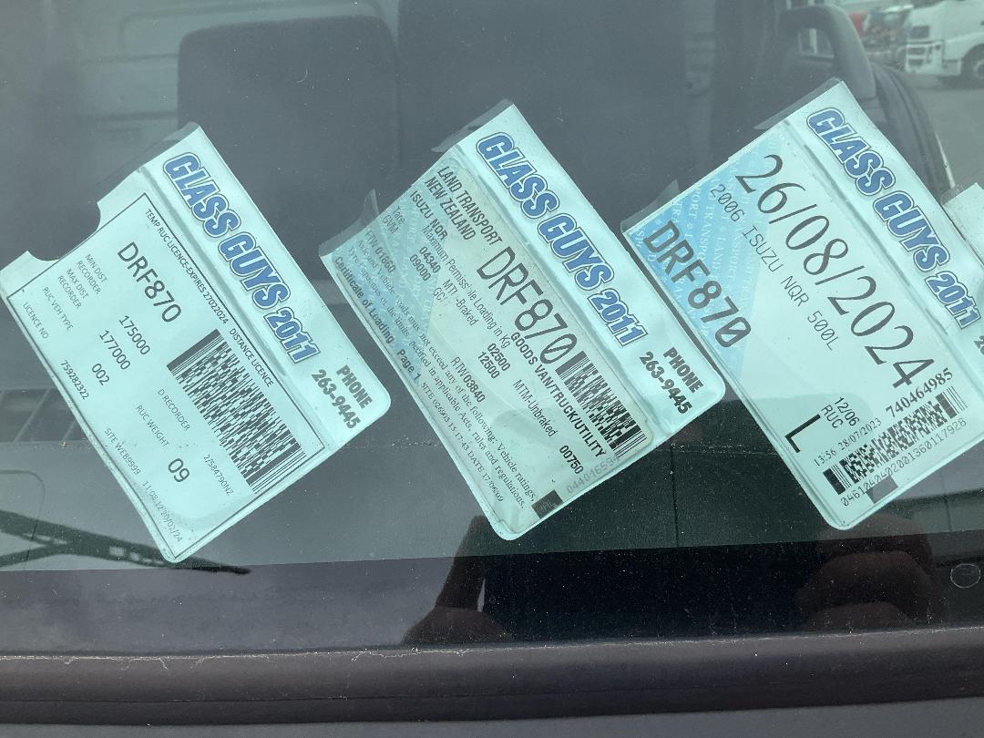 Photo '32' of Isuzu NQR 500L Transporter