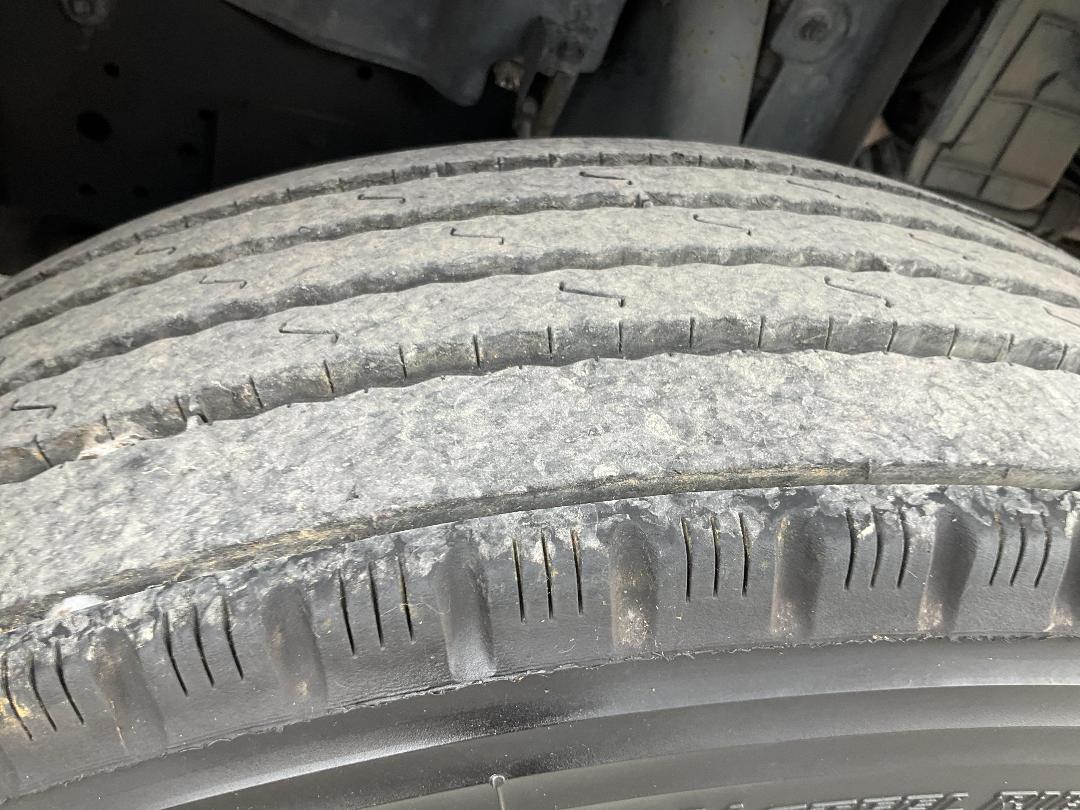 Photo '39' of Isuzu NQR 500L Transporter