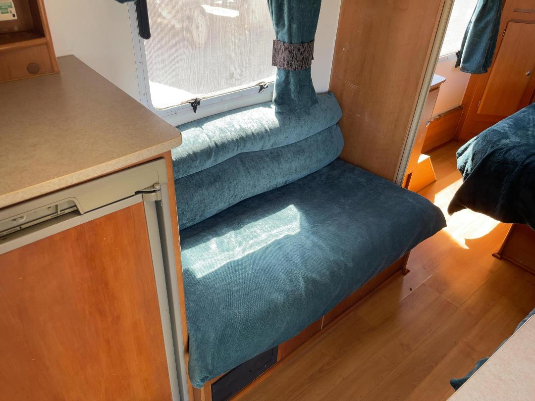 Photo '9' of JAYCO STERLING Caravan - Tandem