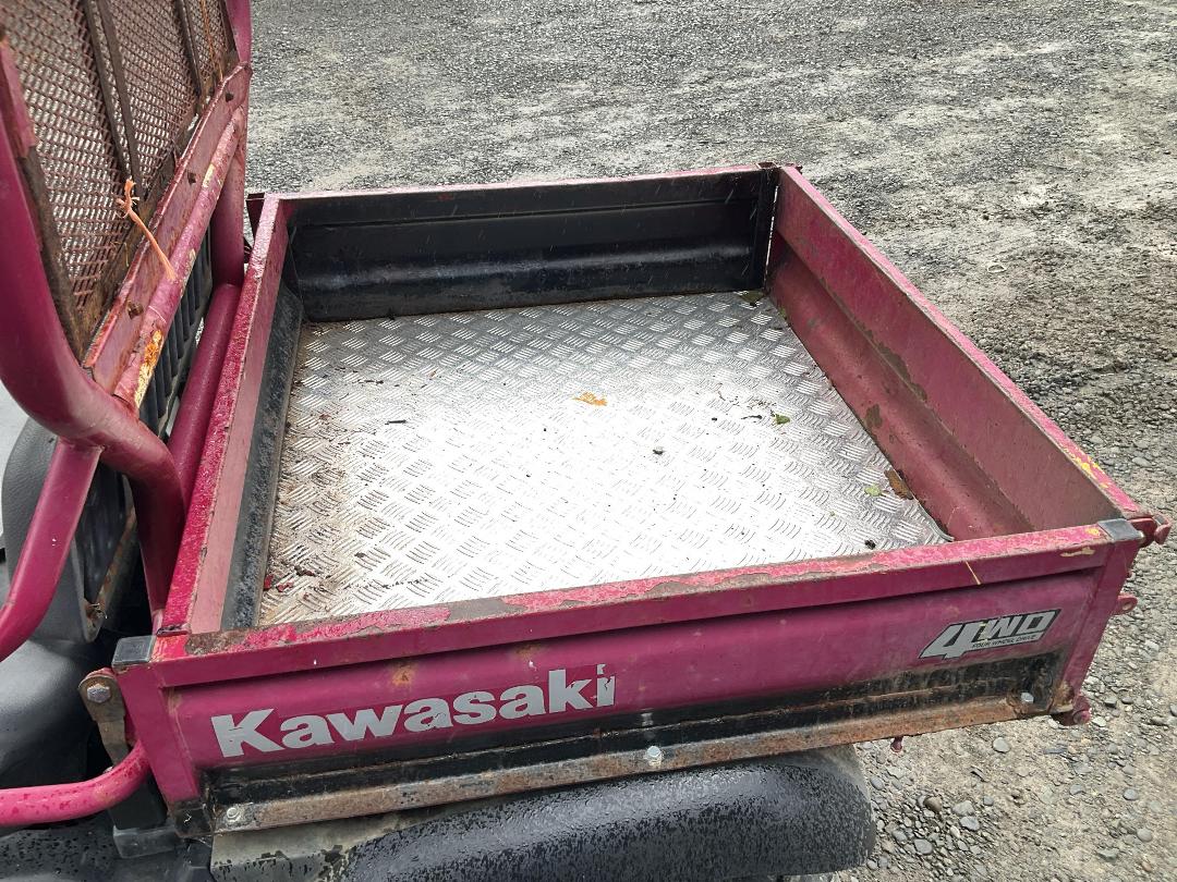 Photo '11' of Kawasaki KAF400A6F